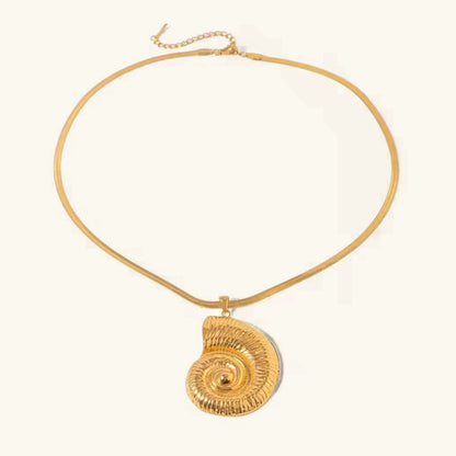 [ElanLuxe]Cascadia Nautilus Gold Necklace
