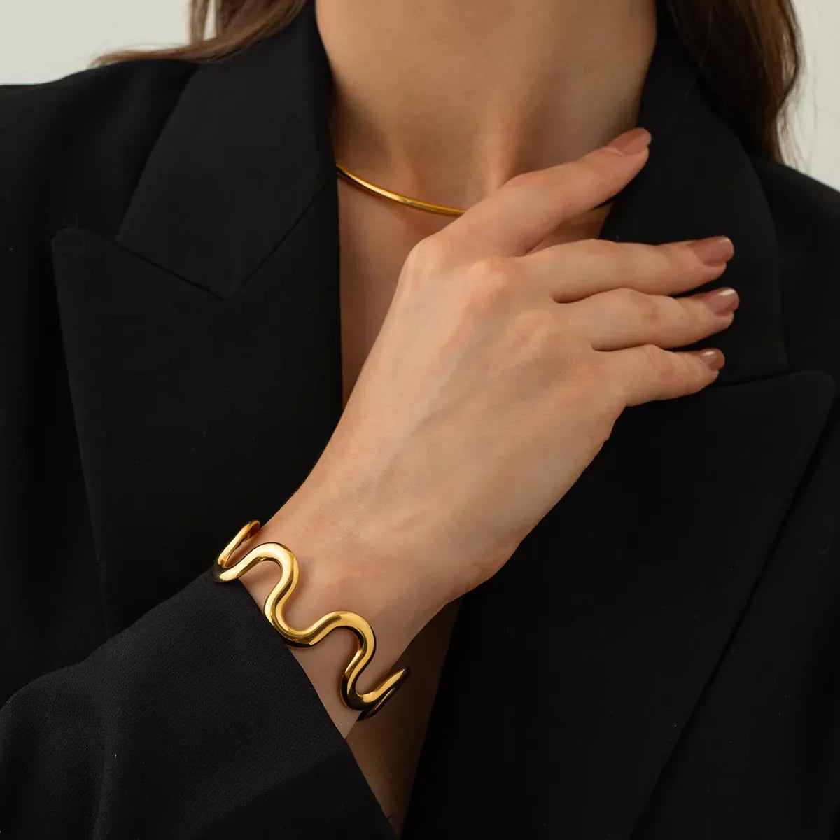 [ElanLuxe]Senna Twisted Gold Bangle