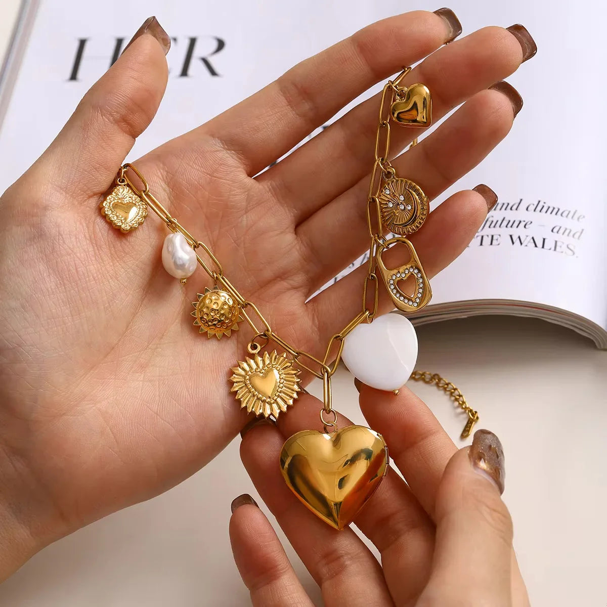 [ElanLuxe]Lianne Gold Heart Locket