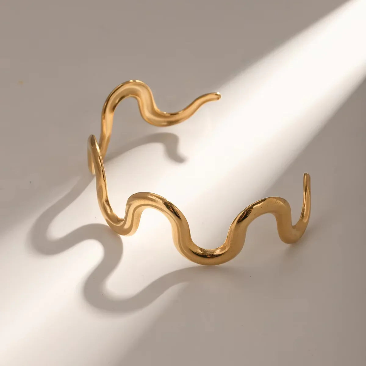 [ElanLuxe]Senna Twisted Gold Bangle