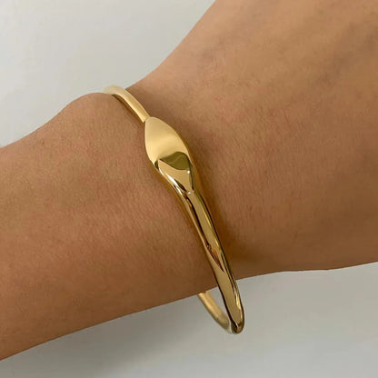 [ElanLuxe]Vinny Gold Bangle