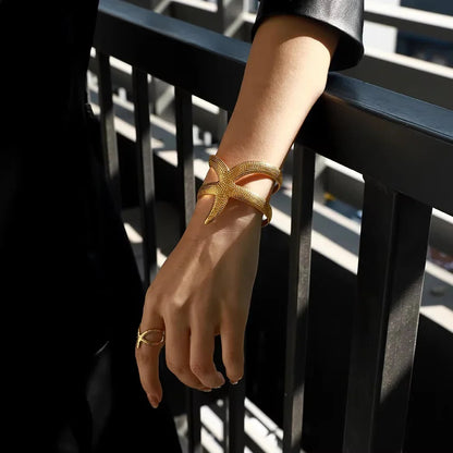 [ElanLuxe]Annika Gold Starfish Cuff