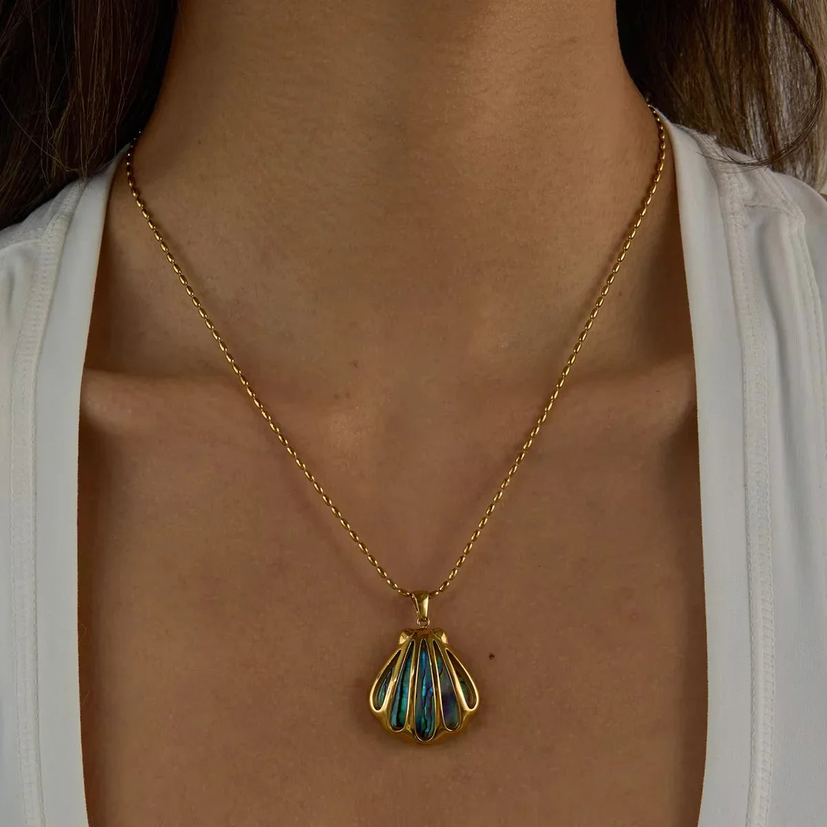 [ElanLuxe]Nixie Gold Seashell Pendant