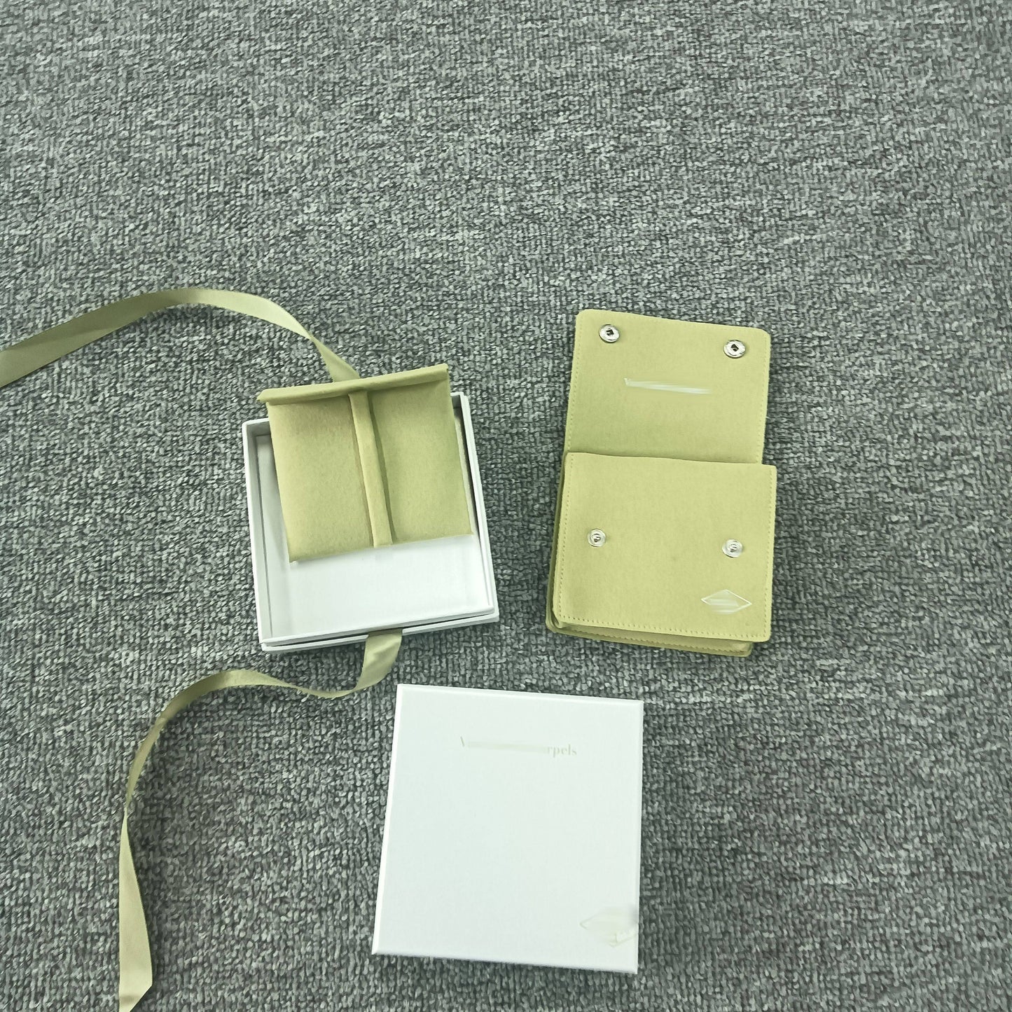 [ElanLuxe Jewelry] VA CLOVER BOX GIFT BAG