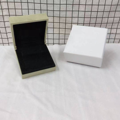[ElanLuxe Jewelry] VA CLOVER BOX GIFT BAG