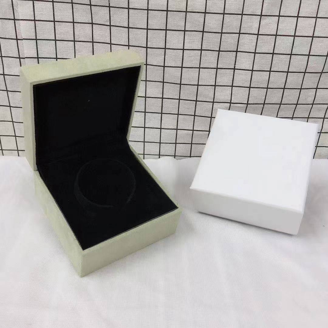 [ElanLuxe Jewelry] VA CLOVER BOX GIFT BAG
