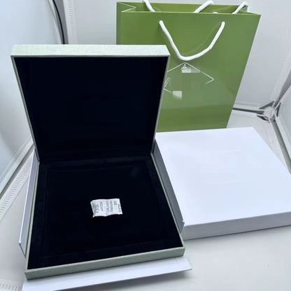 [ElanLuxe Jewelry] VA CLOVER BOX GIFT BAG