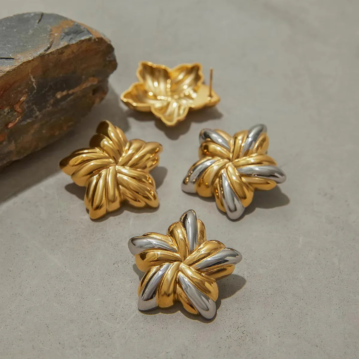[ElanLuxe]Thymes Gold Star Earrings