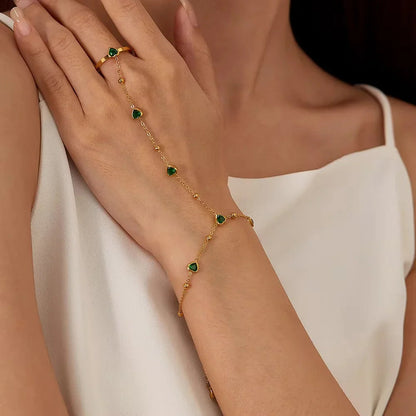 [ElanLuxe]Gladys Emerald Heart Hand Chain