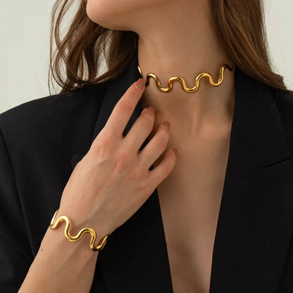 [ElanLuxe]Senna Twisted Gold Bangle