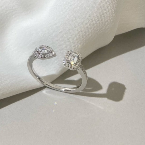 [ElanLuxe Jewelry]MY TWIN TOI & MOI SILVER DIAMOND RING