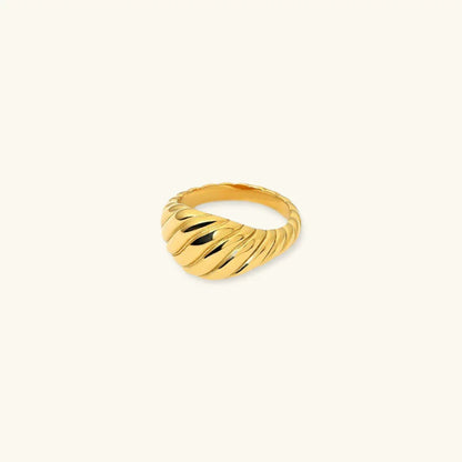 [ElanLuxe]Ylenna Gold Croissant Ring