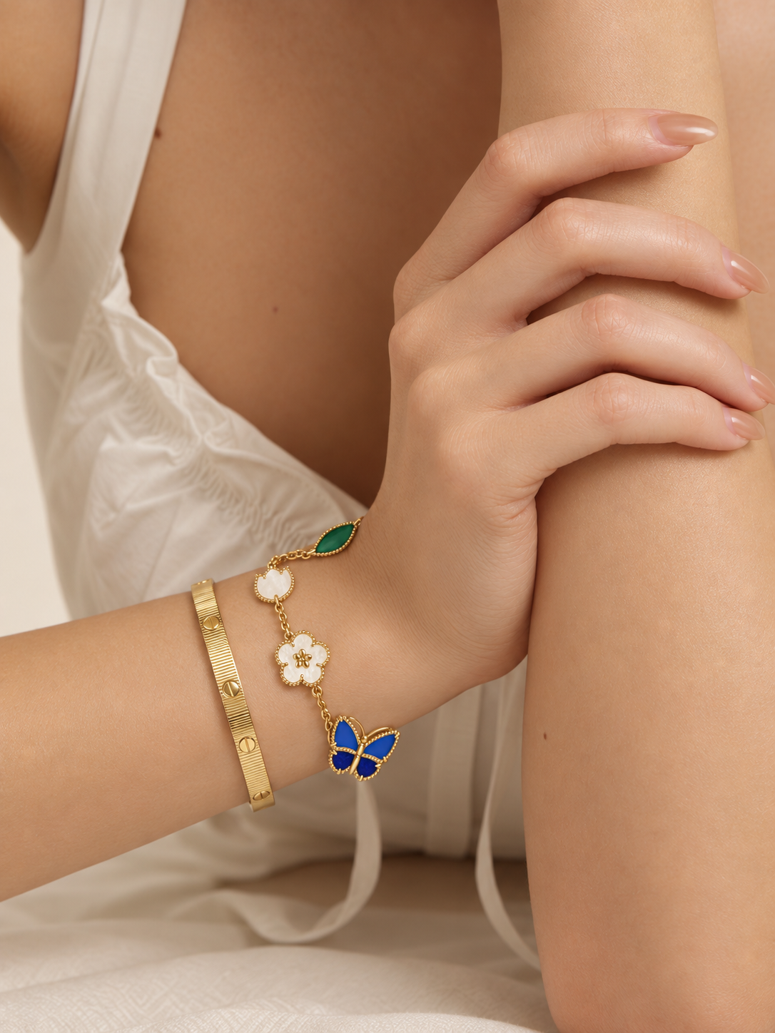 [ElanLuxe Jewelry] Lucky Spring Butterfly 5-Motif & LOVE Unlimited Bracelet Stack Set