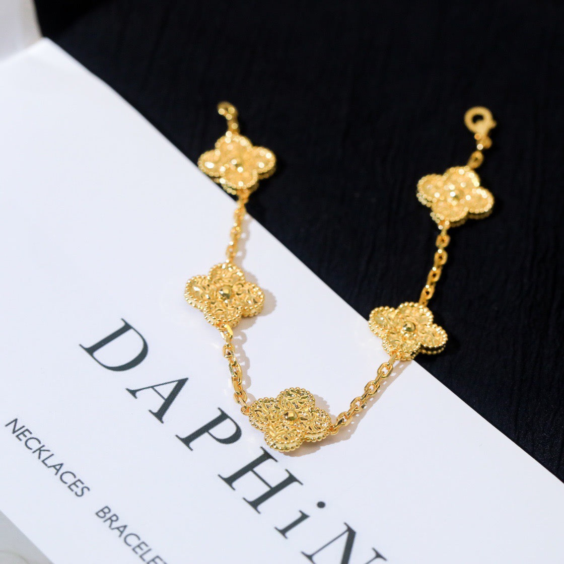 [ElanLuxe Jewelry]CLOVER 5 MOTIFS BRONZING BRACELET