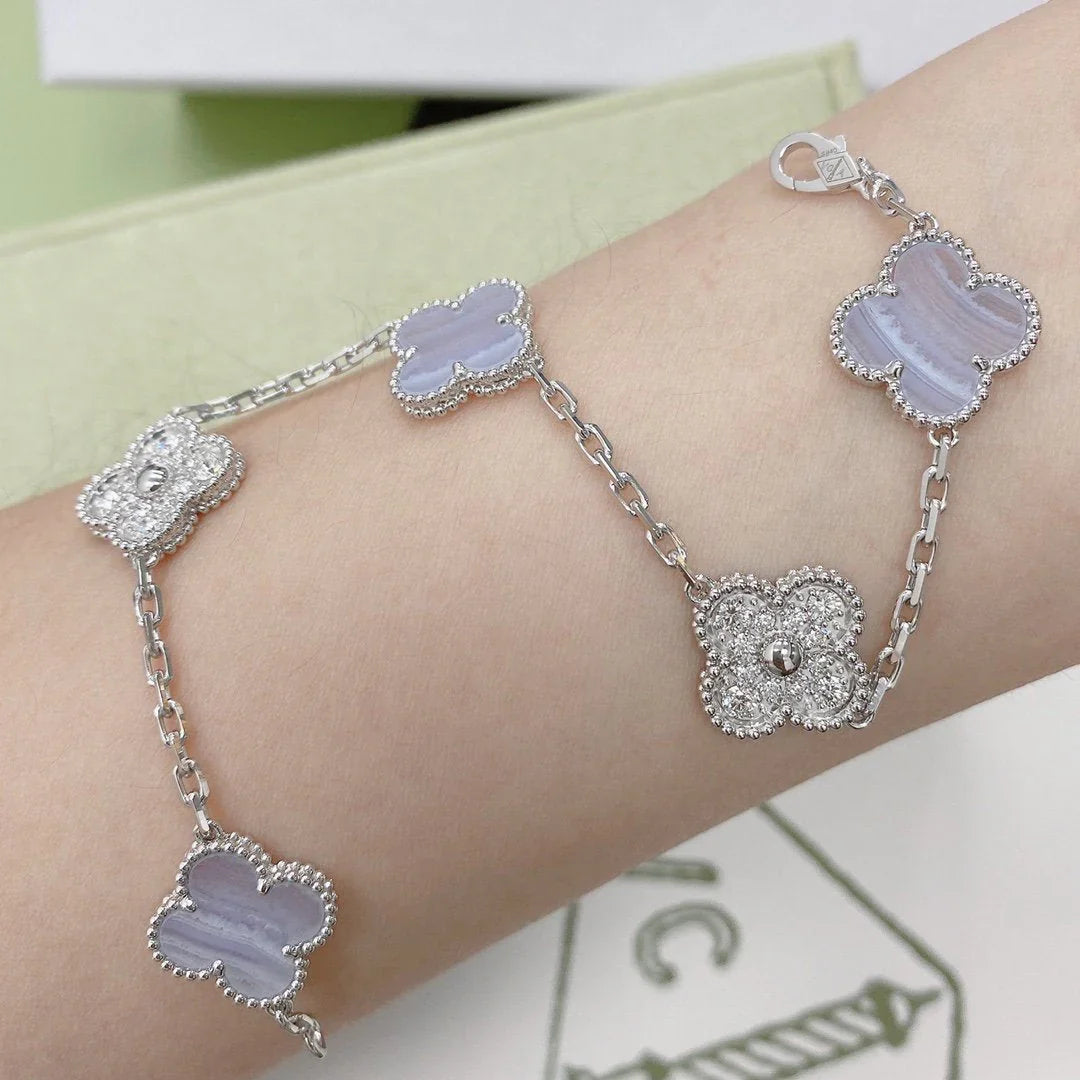 [ElanLuxe Jewelry] CLOVER 5 MOTIF PURPLE CHALCEDONY BRACELET COLLECTION