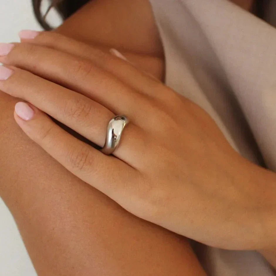 [ElanLuxe]Lana Formless Gold Ring