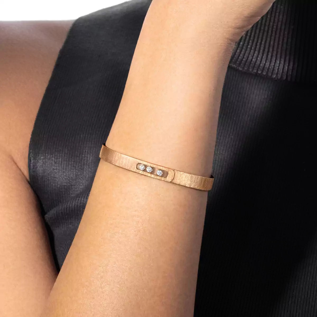 [ElanLuxe Jewelry]Move Noa Cisel bangle