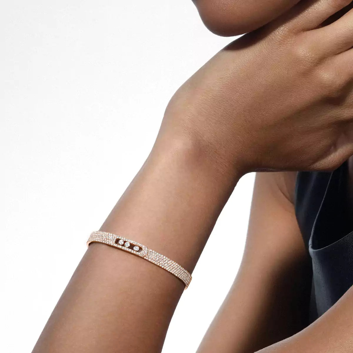 [ElanLuxe Jewelry]Move Noa Full Pav Diamond Bangle Bracelet