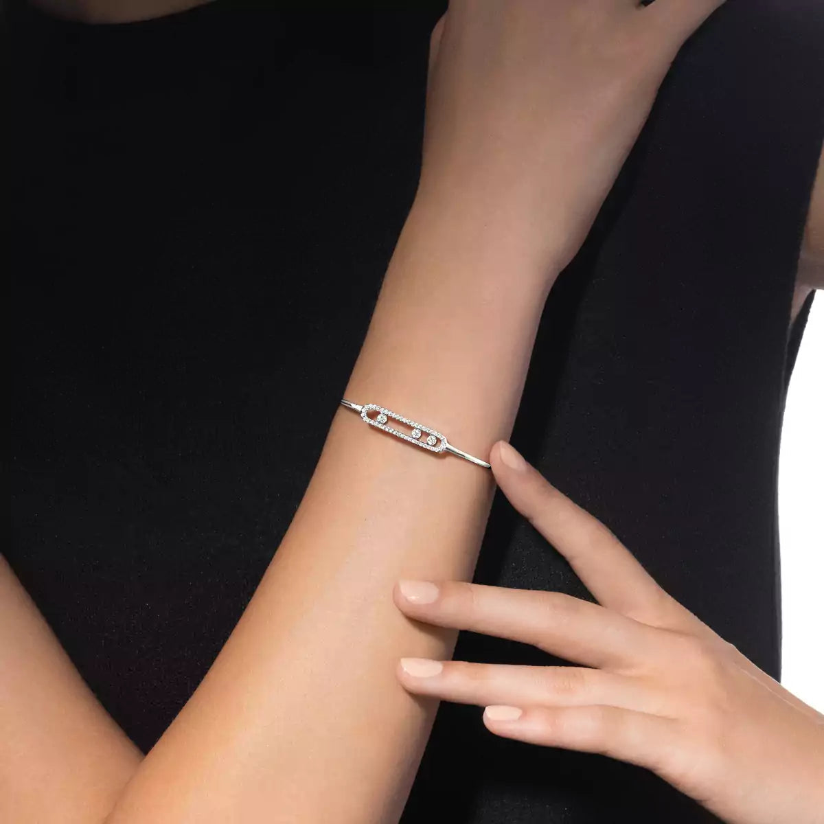 [ElanLuxe Jewelry]Move Pav Diamond Bangle Bracelet M