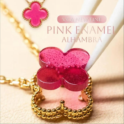 [ElanLuxe Jewelry] NEW CLOVER 15MM PINK ENAMEL NECKLACE