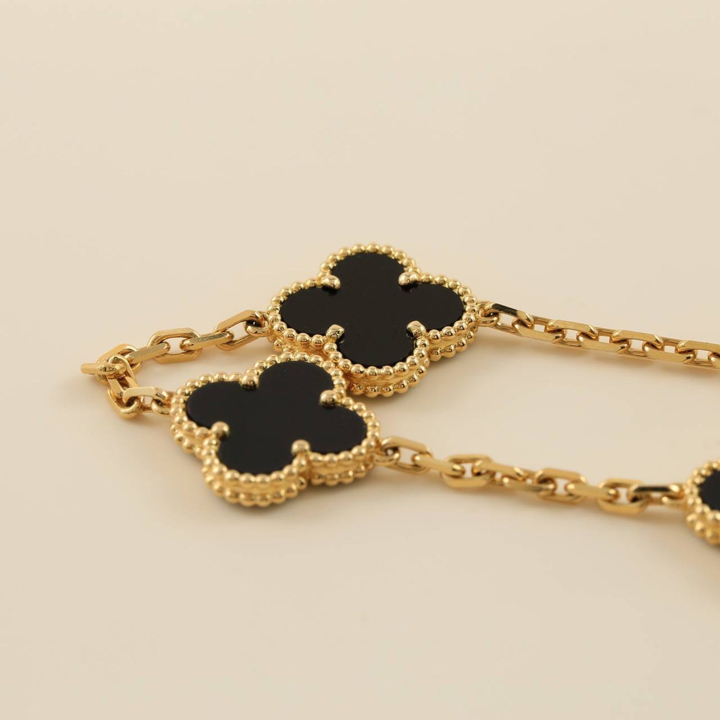 [ElanLuxe Jewelry]CLOVER  5 MOTIFS BLACK ONYX BRACELET