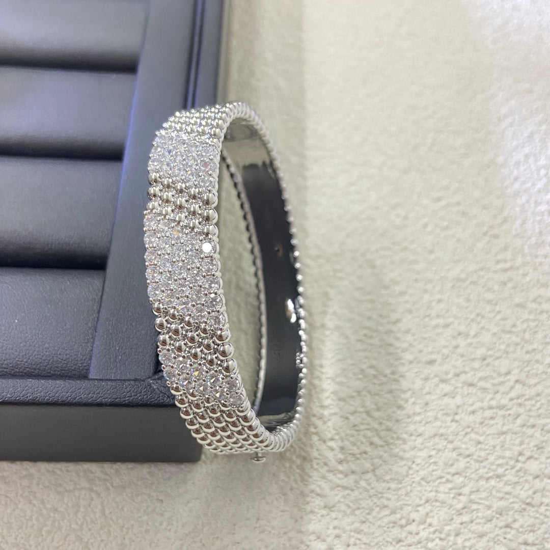 [ElanLuxe Jewelry]  FIVE-ROW DIAMOND BRACELET