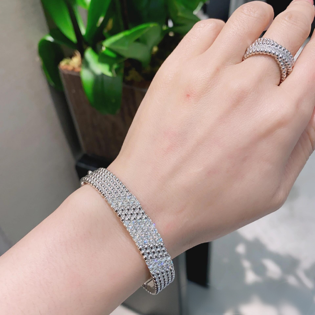 [ElanLuxe Jewelry]  FIVE-ROW DIAMOND BRACELET