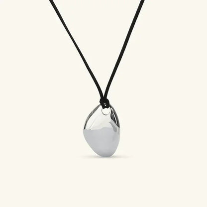 [ElanLuxe]Vionna Gold Pebble Pendant
