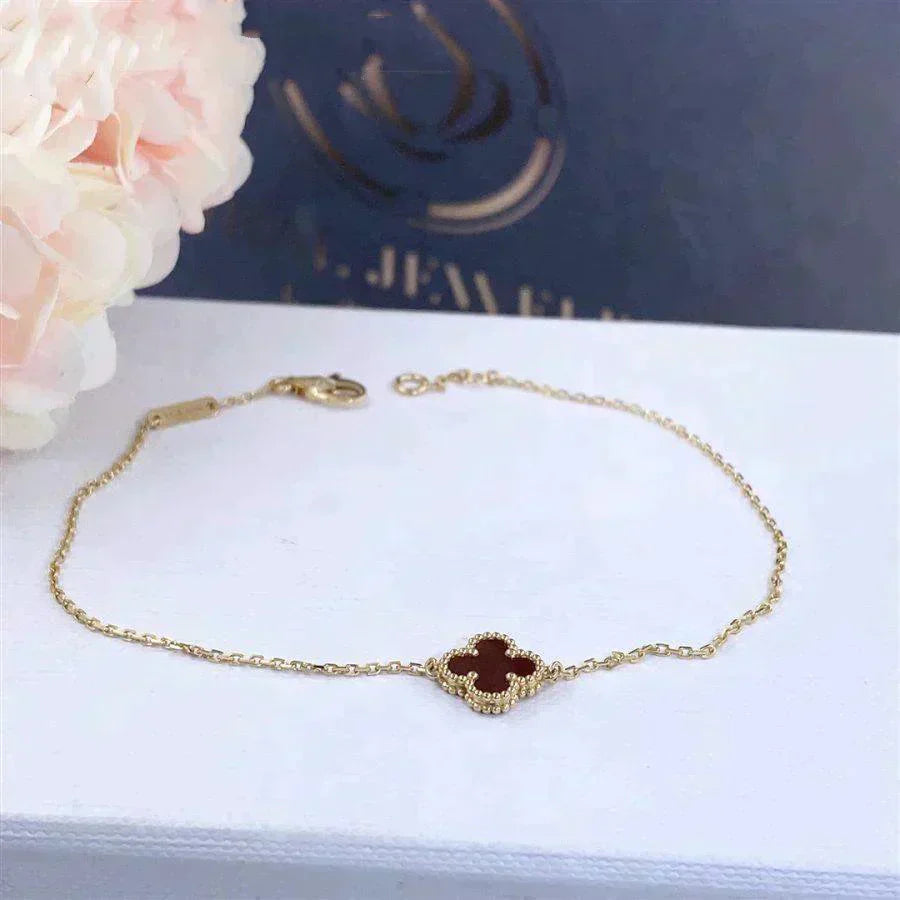 [ElanLuxe Jewelry]CLOVER  CARNELIAN SINGLE FLOWER BRACELET
