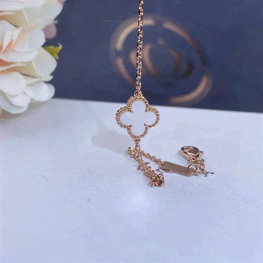 [ElanLuxe Jewelry] Clover White Mother-of-Pearl & JUSTE Bracelet Stack Set