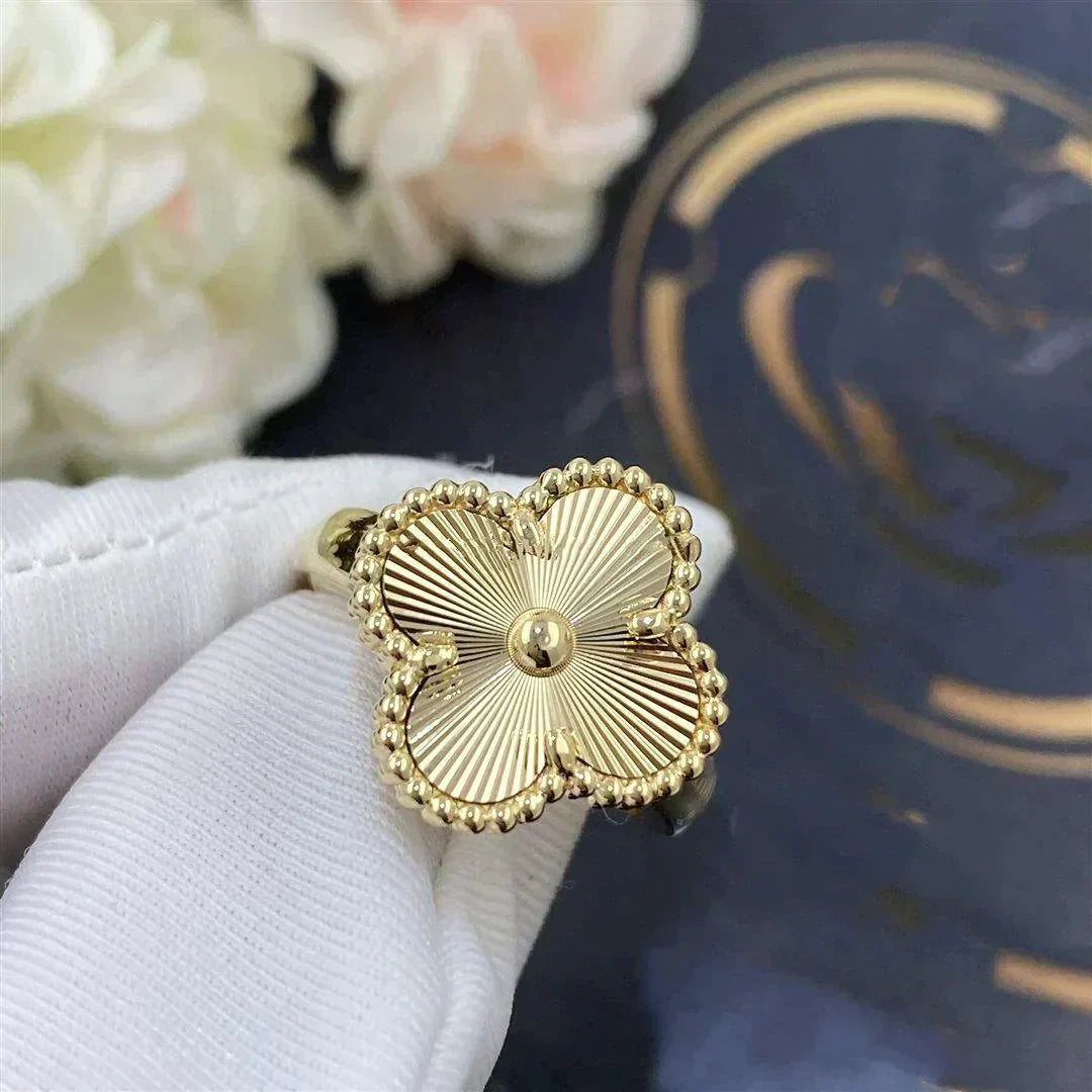 [ElanLuxe Jewelry]CLOVER GOLD RING