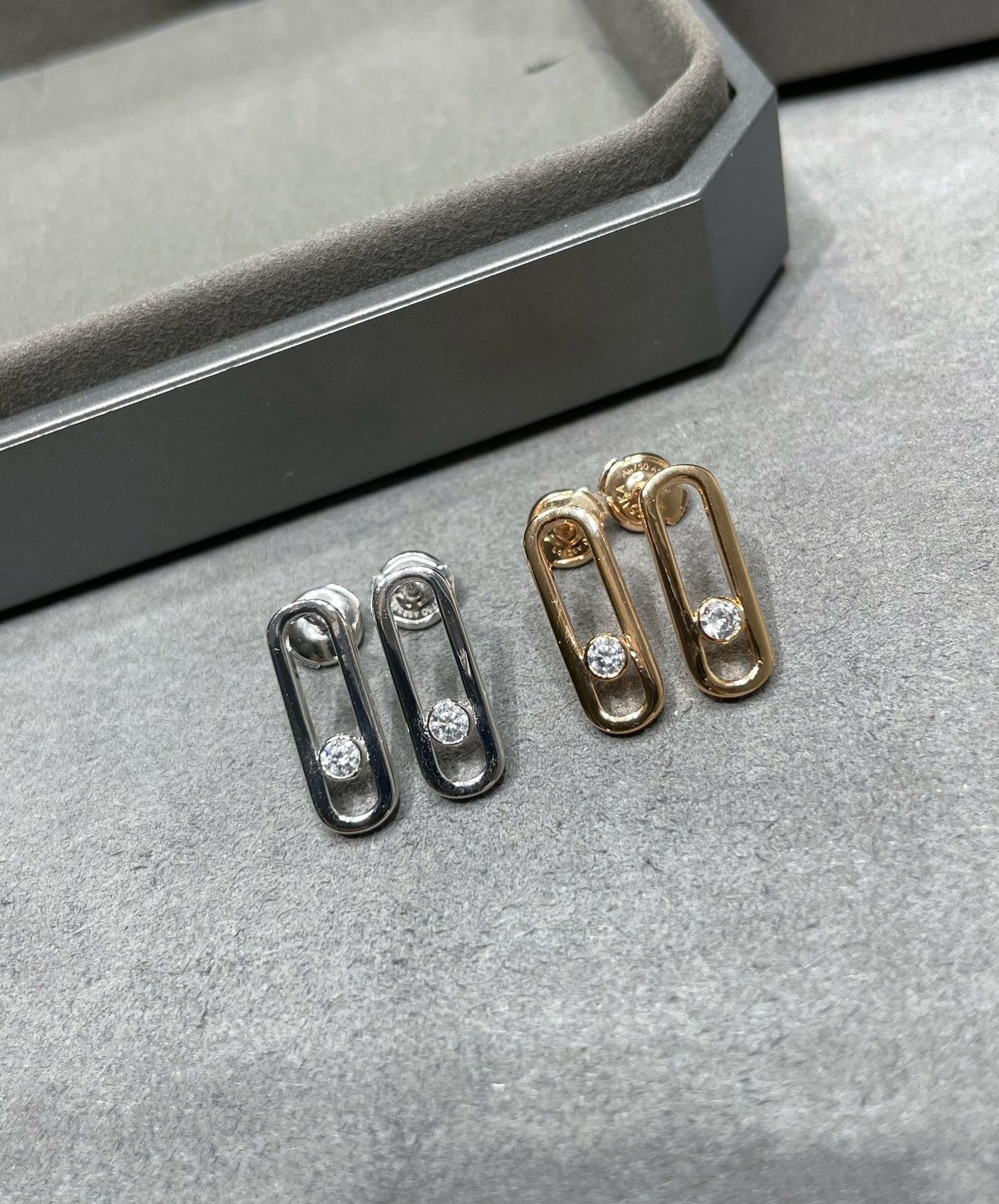 [ElanLuxe Jewelry]MOVE UNO SMALL 1 DIAMOND EARRINGS