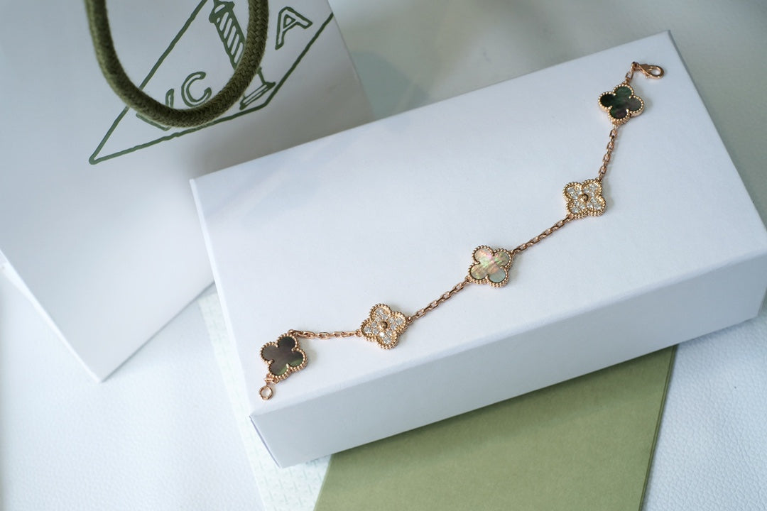 [ElanLuxe Jewelry]CLOVER 5 MOTIFS DARK MOP AND DIAMONDS PINK GOLD BRACELET