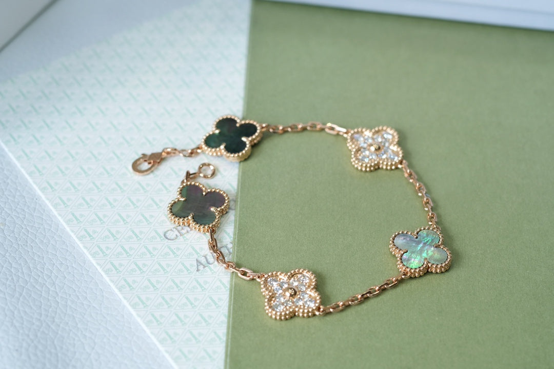 [ElanLuxe Jewelry]CLOVER 5 MOTIFS DARK MOP AND DIAMONDS PINK GOLD BRACELET