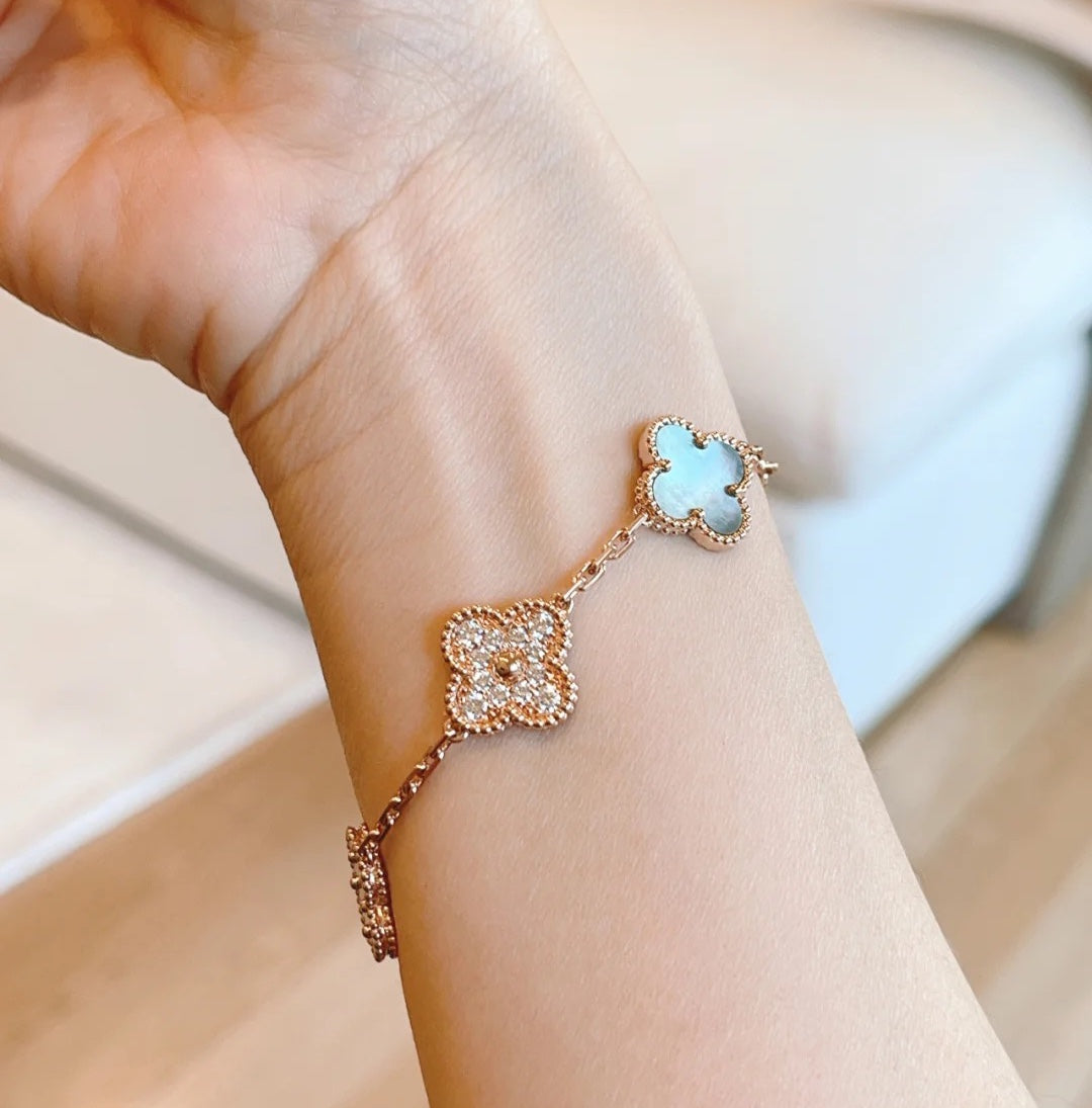 [ElanLuxe Jewelry]CLOVER 5 MOTIFS DARK MOP AND DIAMONDS PINK GOLD BRACELET