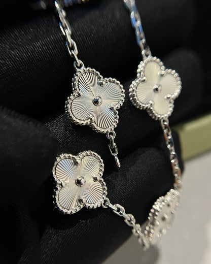 [ElanLuxe Jewelry]CLOVER SILVER 5 MOTIFS BRACELET